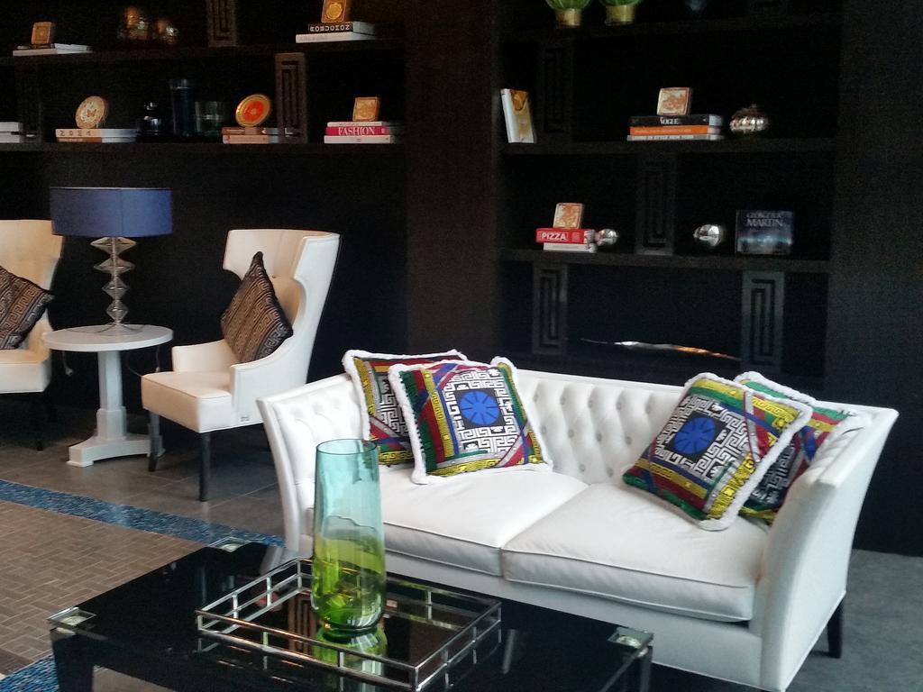 Milano Versace Suites Makati City Zewnętrze zdjęcie