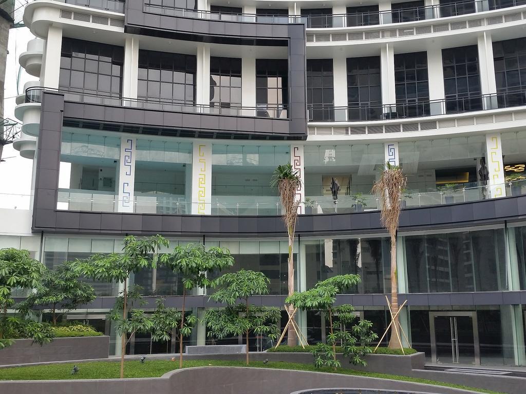 Milano Versace Suites Makati City Zewnętrze zdjęcie