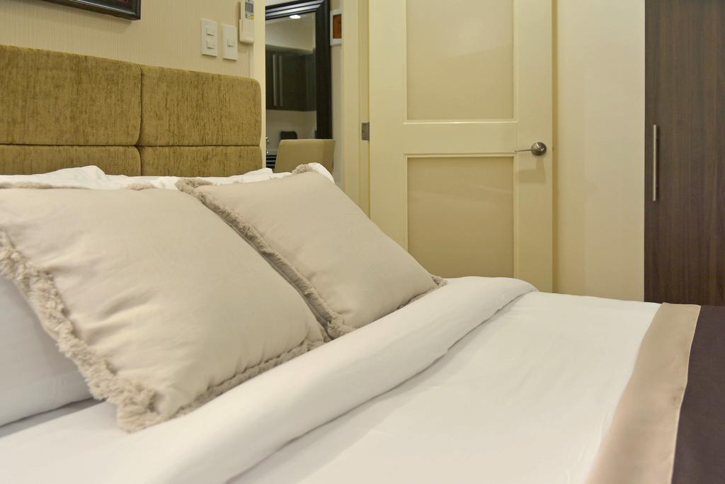 Milano Versace Suites Makati City Zewnętrze zdjęcie