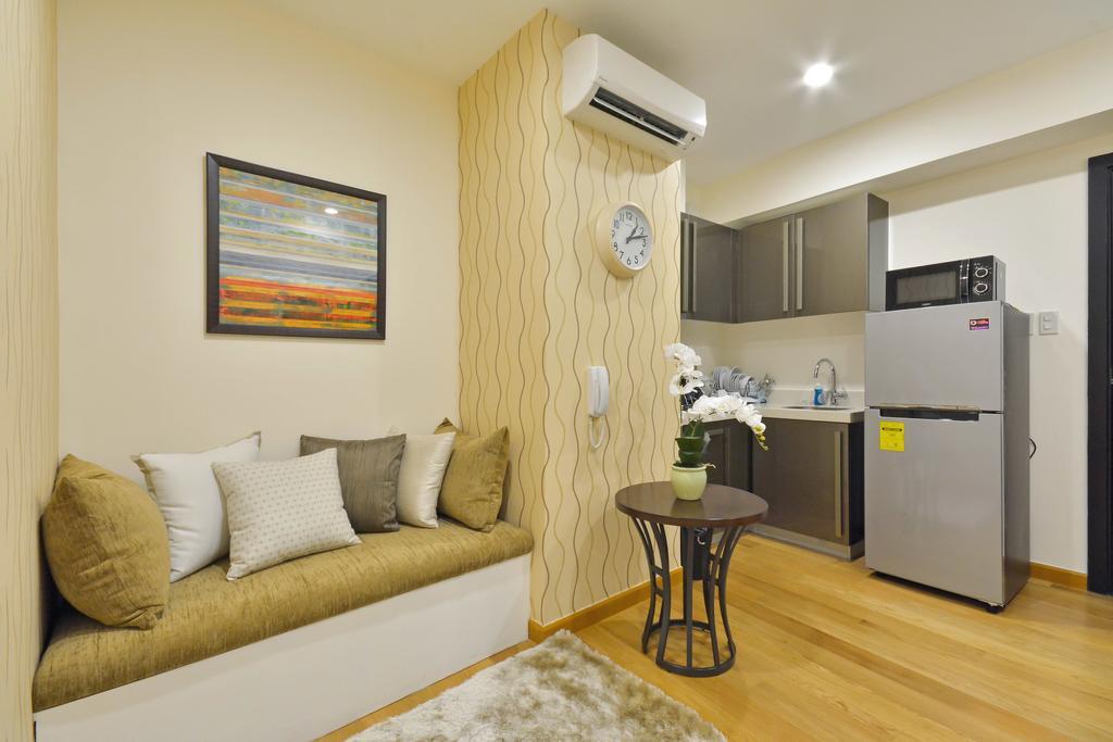 Milano Versace Suites Makati City Zewnętrze zdjęcie
