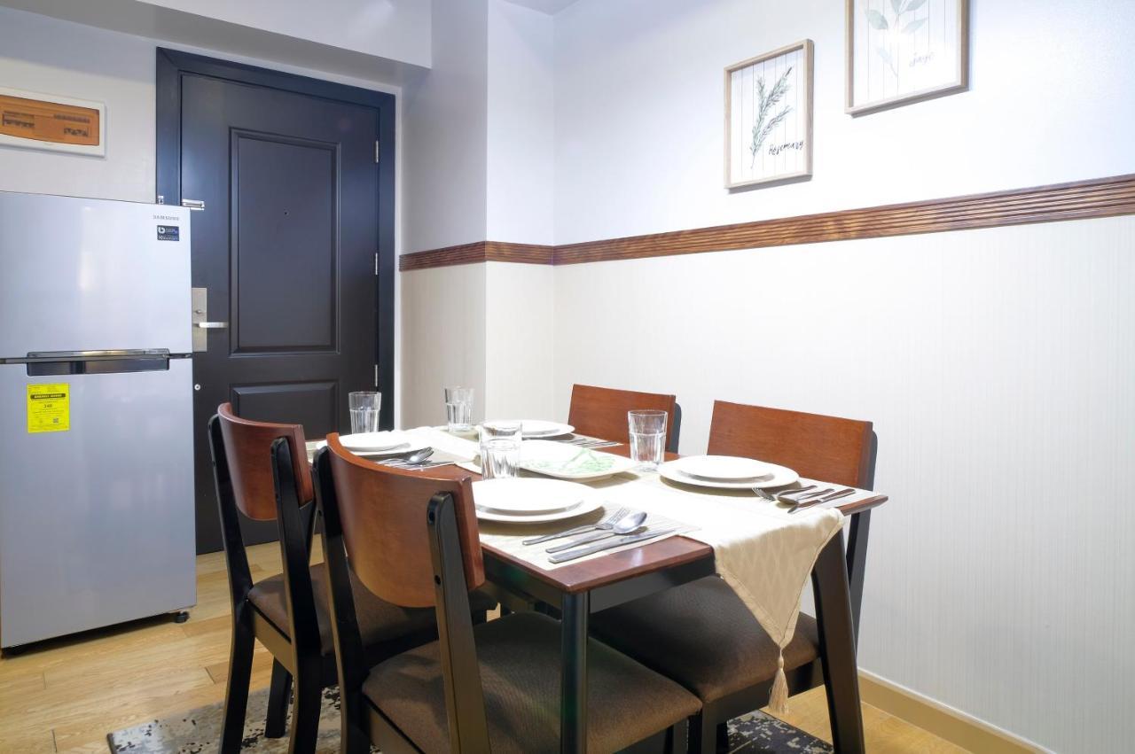 Milano Versace Suites Makati City Zewnętrze zdjęcie