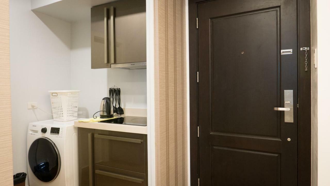 Milano Versace Suites Makati City Zewnętrze zdjęcie