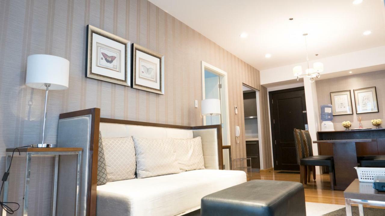 Milano Versace Suites Makati City Zewnętrze zdjęcie