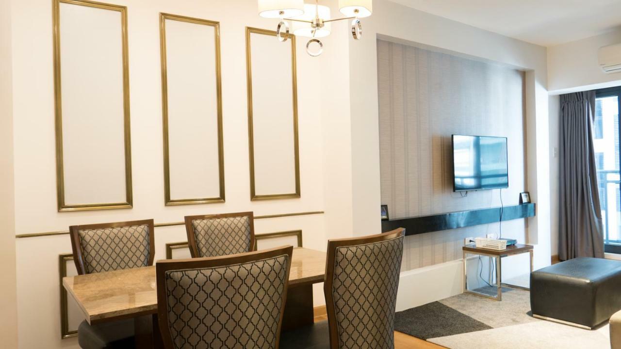 Milano Versace Suites Makati City Zewnętrze zdjęcie